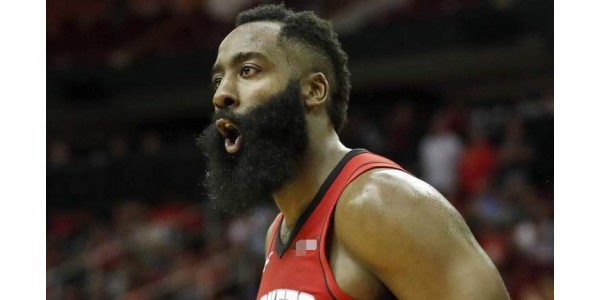 James Harden est si bon pour marquer