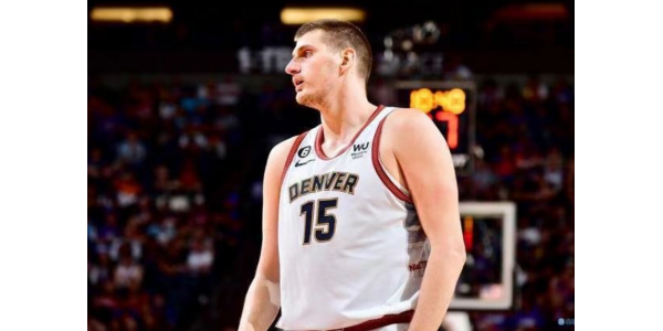 Nuggets 4-2 Suns, les Suns ont été éliminés