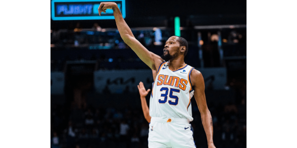 Le plus grand revirement de l'intersaison NBA : Durant rejoint les Spurs ? Le plus grand revirement de l'intersaison NBA : Durant rejoint les Spurs ?