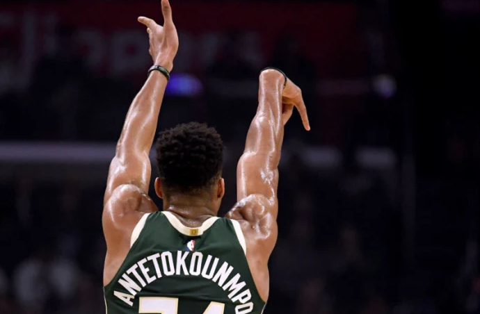 Tous les joueurs de la NBA s'ennuient à domicile