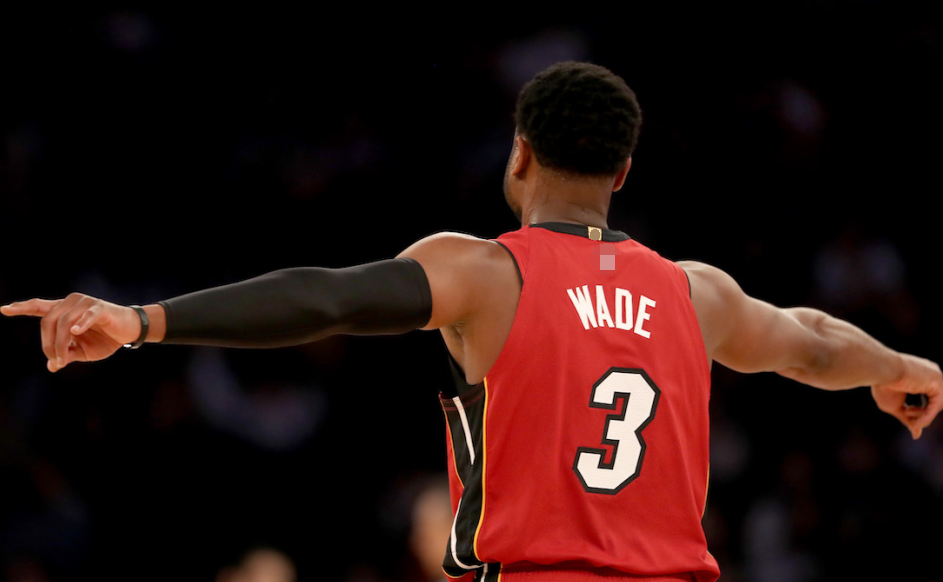 Wade est interrogé et refusé