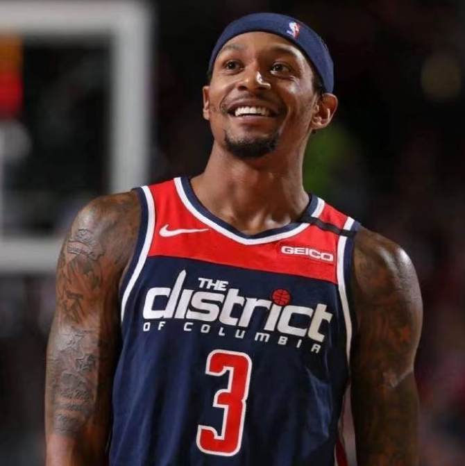 Bradley Beal demande un accord de transfert