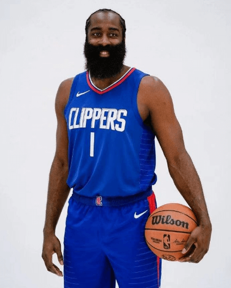 Harden fera ses débuts dans la saison après avoir rejoint les Clippers lors du match contre les Knicks