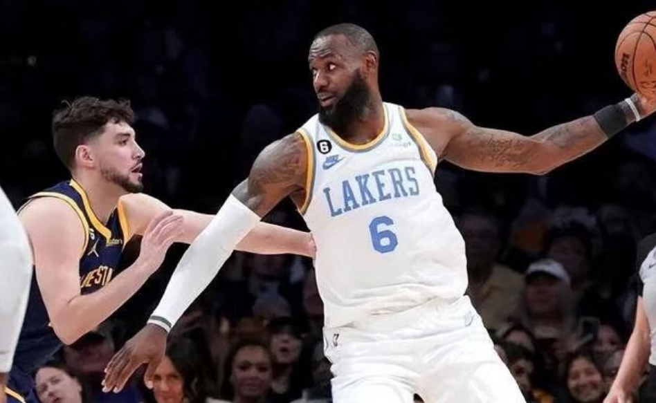 Les Lakers tombent au n ° 9 dans l'Ouest
