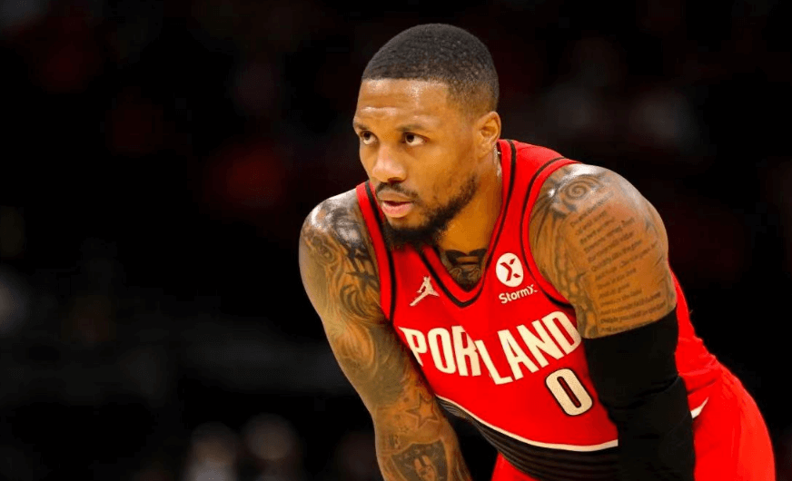 Lillard a encore été prévenu par la ligue ! Les Suns rejoignent le commerce Lillard !