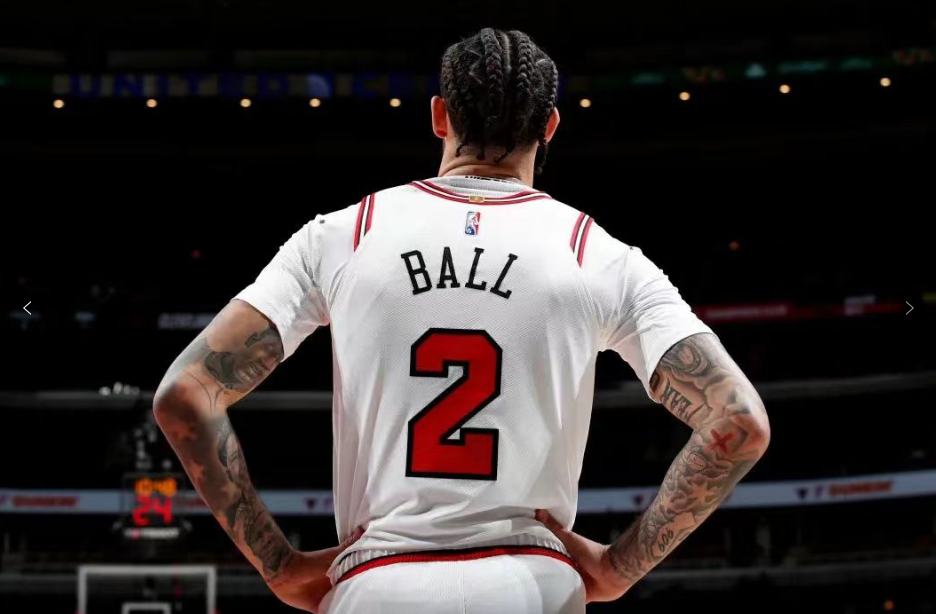 Lonzo Ball annonce qu'il sera absent pour la nouvelle saison