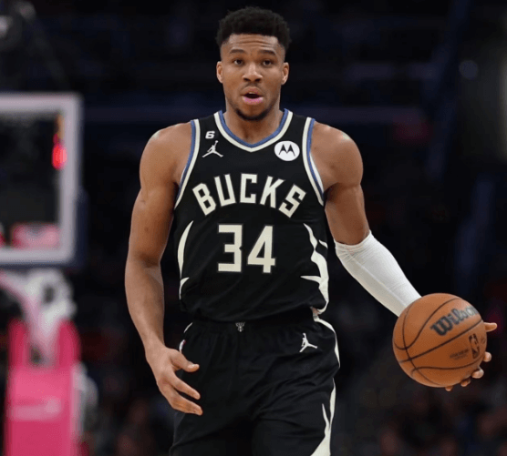 Antetokounmpo mène les Bucks vers la victoire en NBA Cup