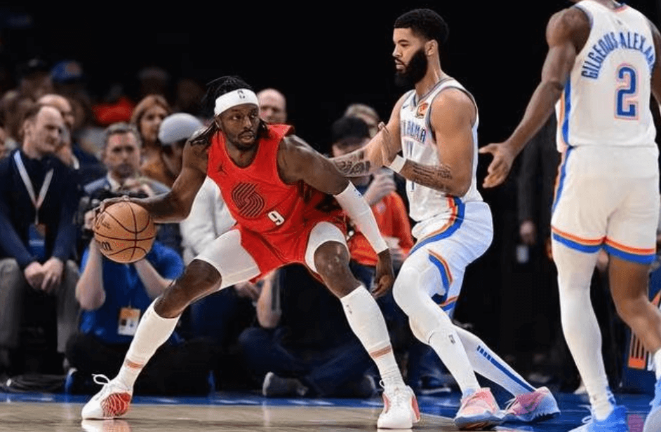 Le Thunder a battu les Trail Blazers 139-77, créant une victoire historique !