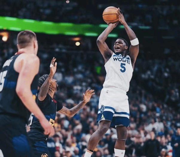 Le champion en titre a été complètement réprimé par les Timberwolves