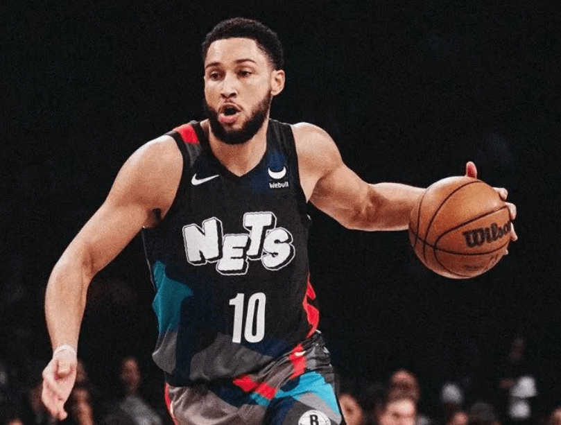 Simmons a réalisé une performance parfaite lors de son premier retour