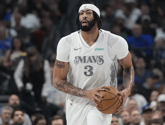 Le retour d'Anthony Davis permet aux Mavericks de retrouver la 10e place de la Conférence Ouest