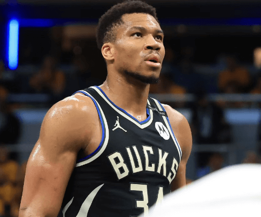 Les performances des Bucks cette saison détermineront l'avenir d'Antetokounmpo