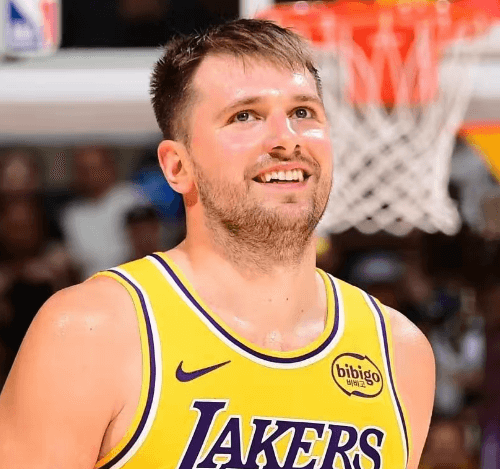 Un Dončić plus léger affiche une domination encore plus terrifiante