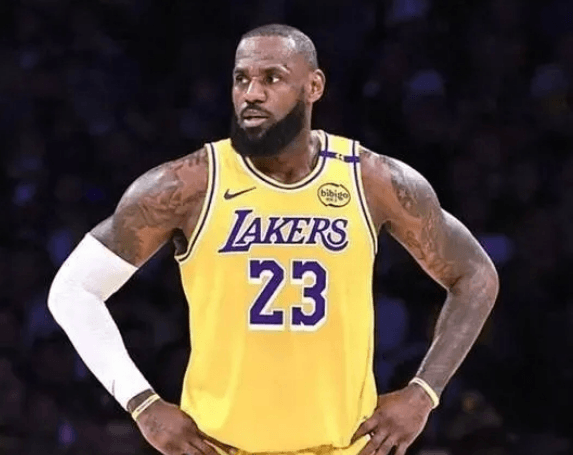 LeBron James, 41 ans, mérite-t-il encore 50 millions de dollars ?