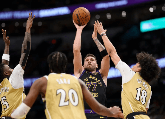 Luka Doncic établit un nouveau record du triple-double le plus rapide